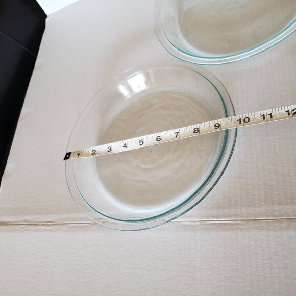 Pyrex #209 Pie Pan set glass 9" set of 2 - Picture 4 of 9